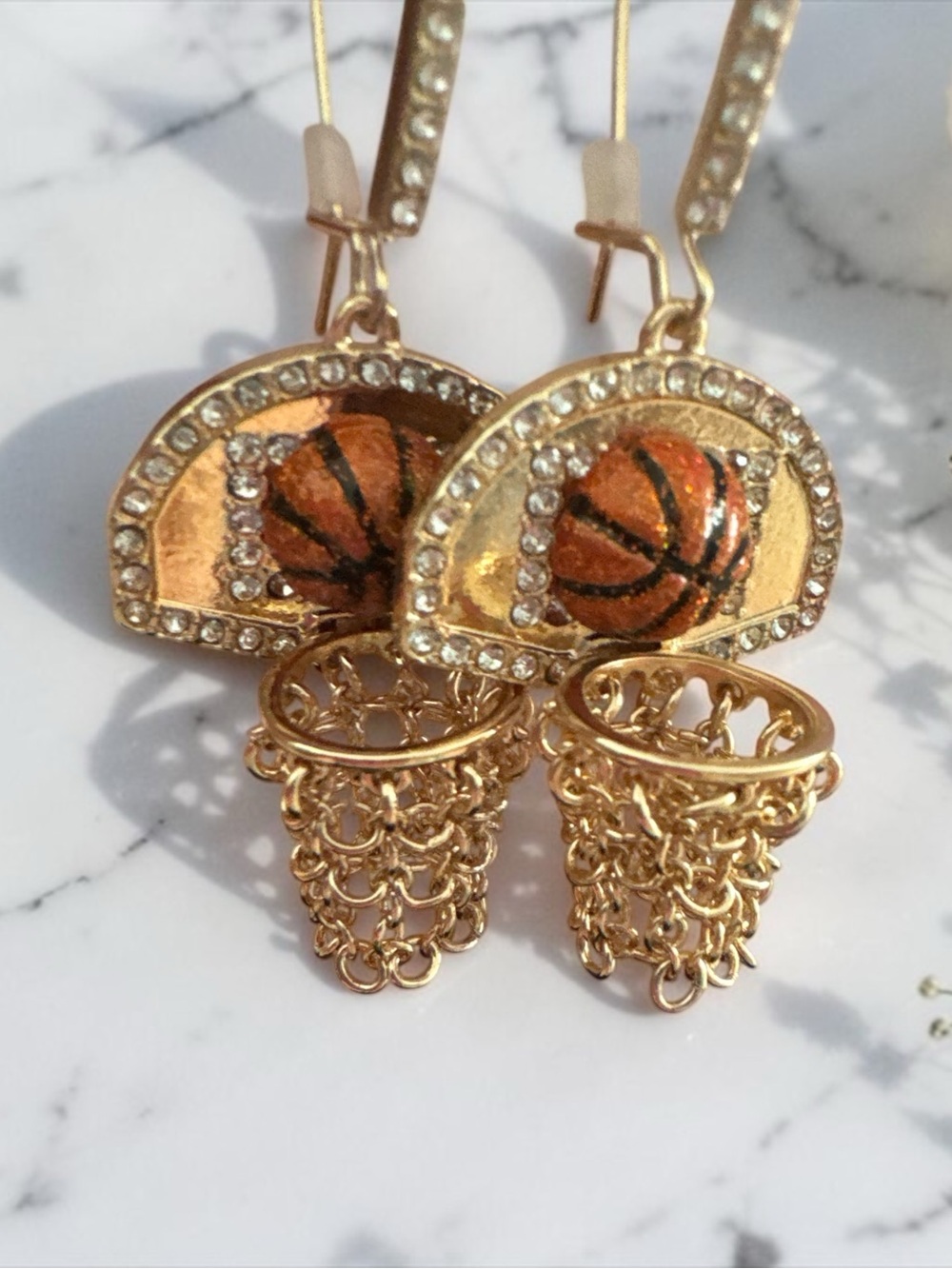 Betsey Johnson Gold Basketball Hoop Drop Earrings NWT - Picture 2 of 3